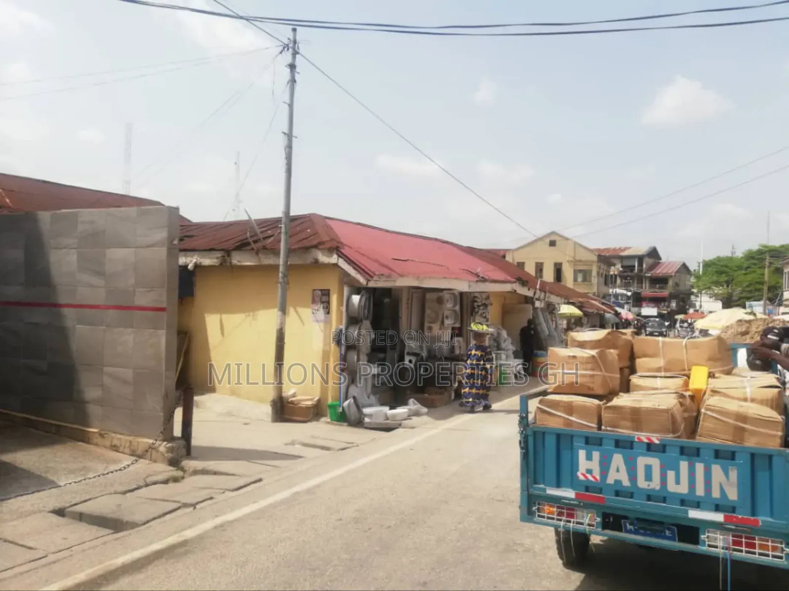 1acre Land 4sale Kumasi Adum