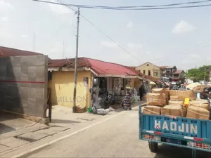 1acre Land 4sale Kumasi Adum