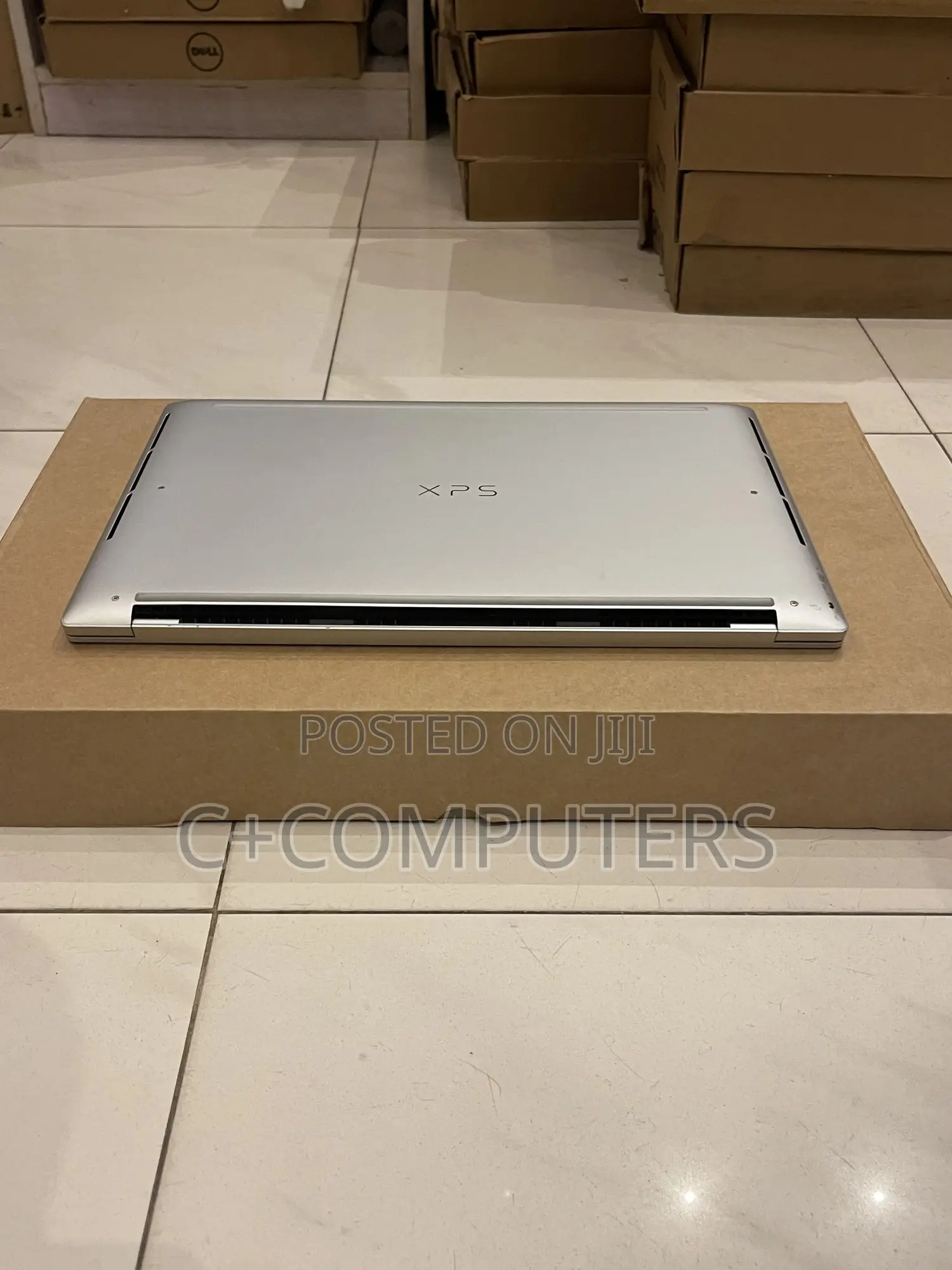 New Laptop Dell XPS 15 16GB Intel Core Ultra 7 SSD 512GB