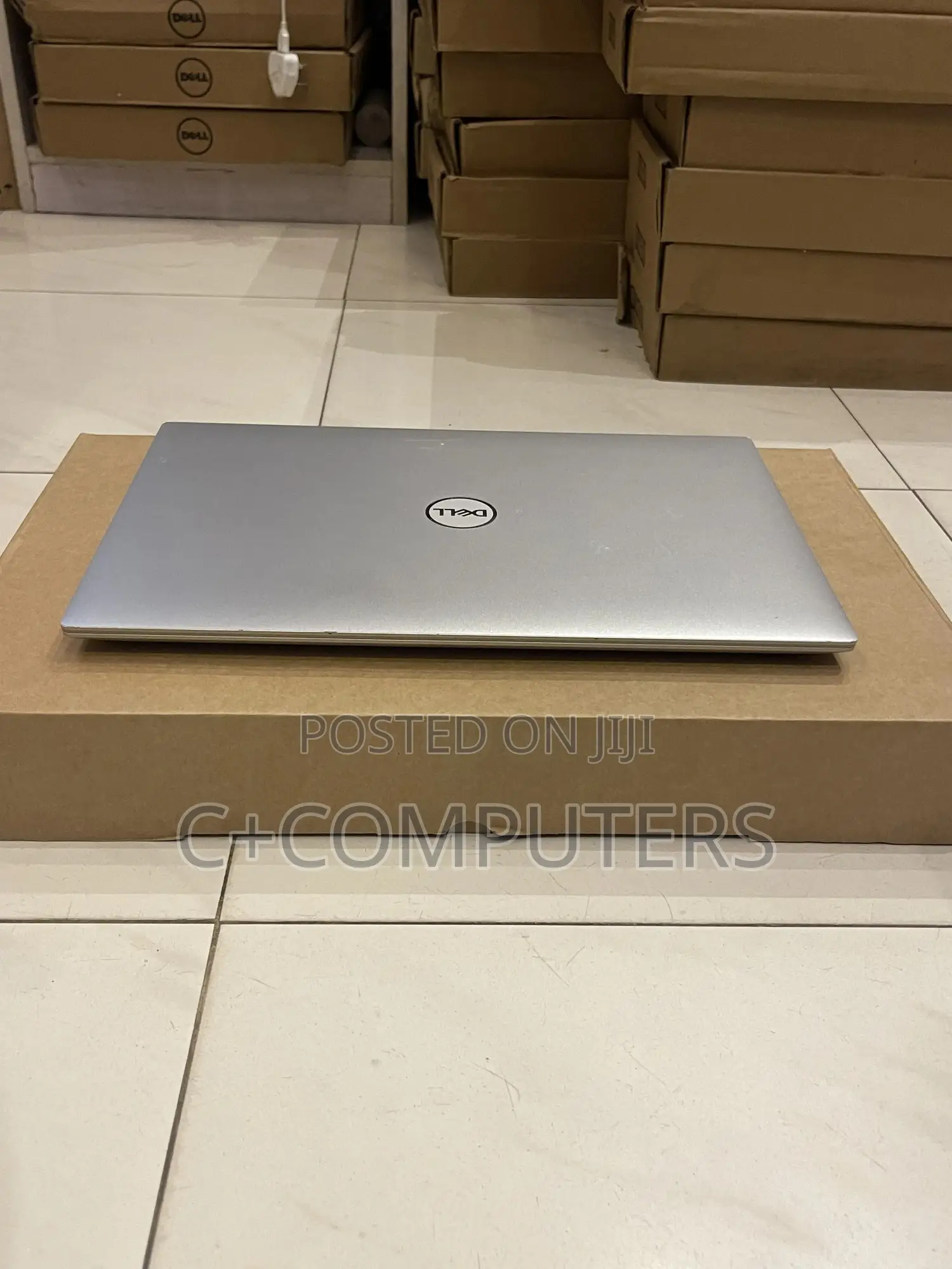 New Laptop Dell XPS 15 16GB Intel Core Ultra 7 SSD 512GB