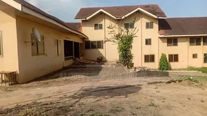 14bdrm House in $2.5 M, Adjiringano, Ability for sale