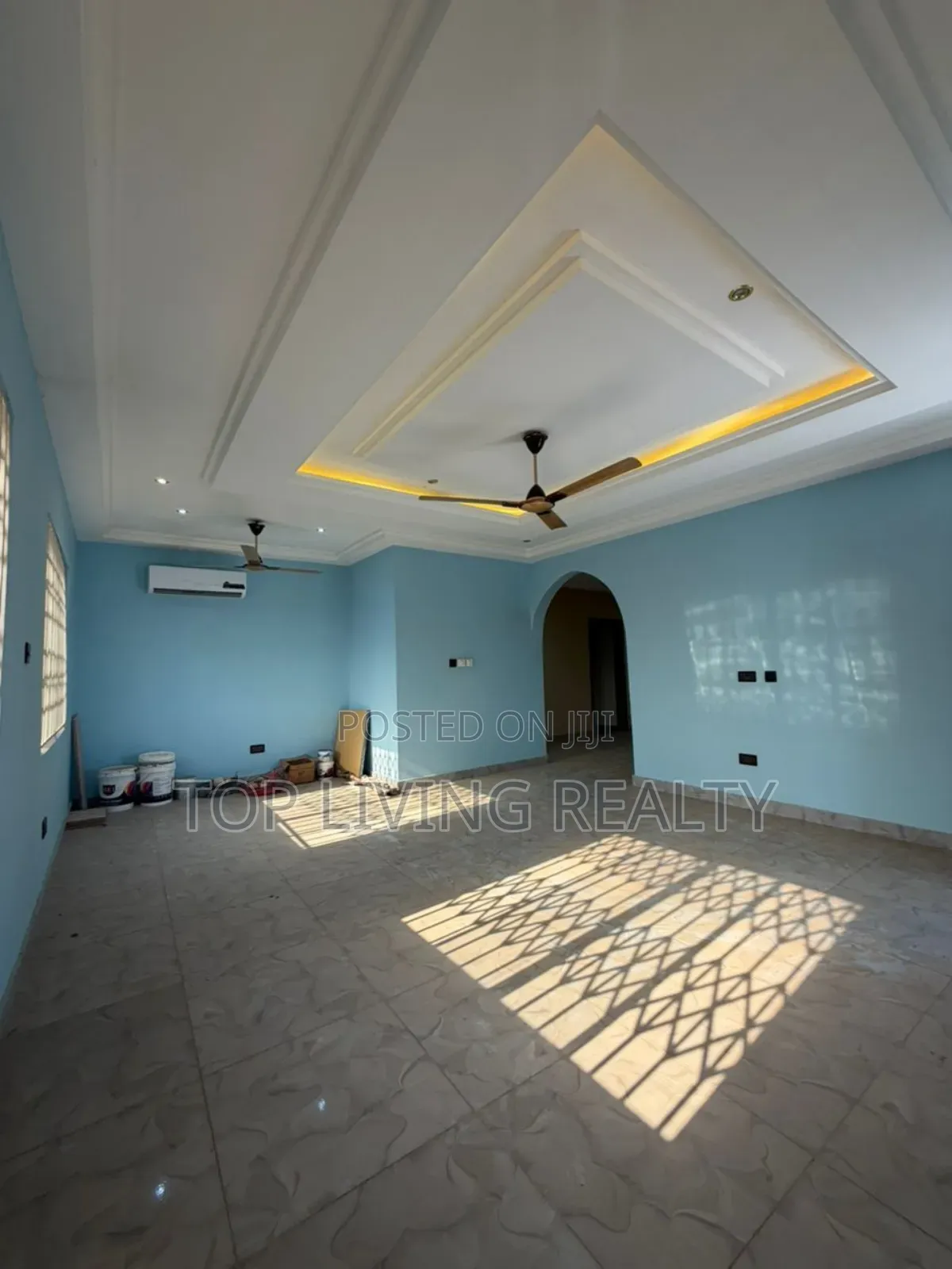 4bdrm Apartment in Nanakrom, Nmai-Dzorn for rent