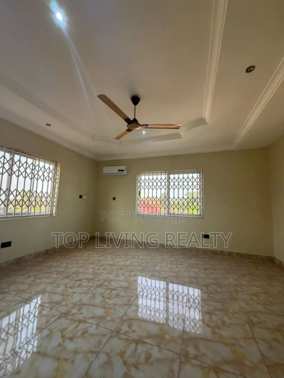4bdrm Apartment in Nanakrom, Nmai-Dzorn for rent