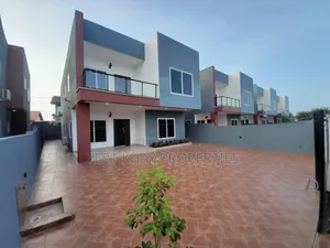 5bdrm House in Little Roses for rent