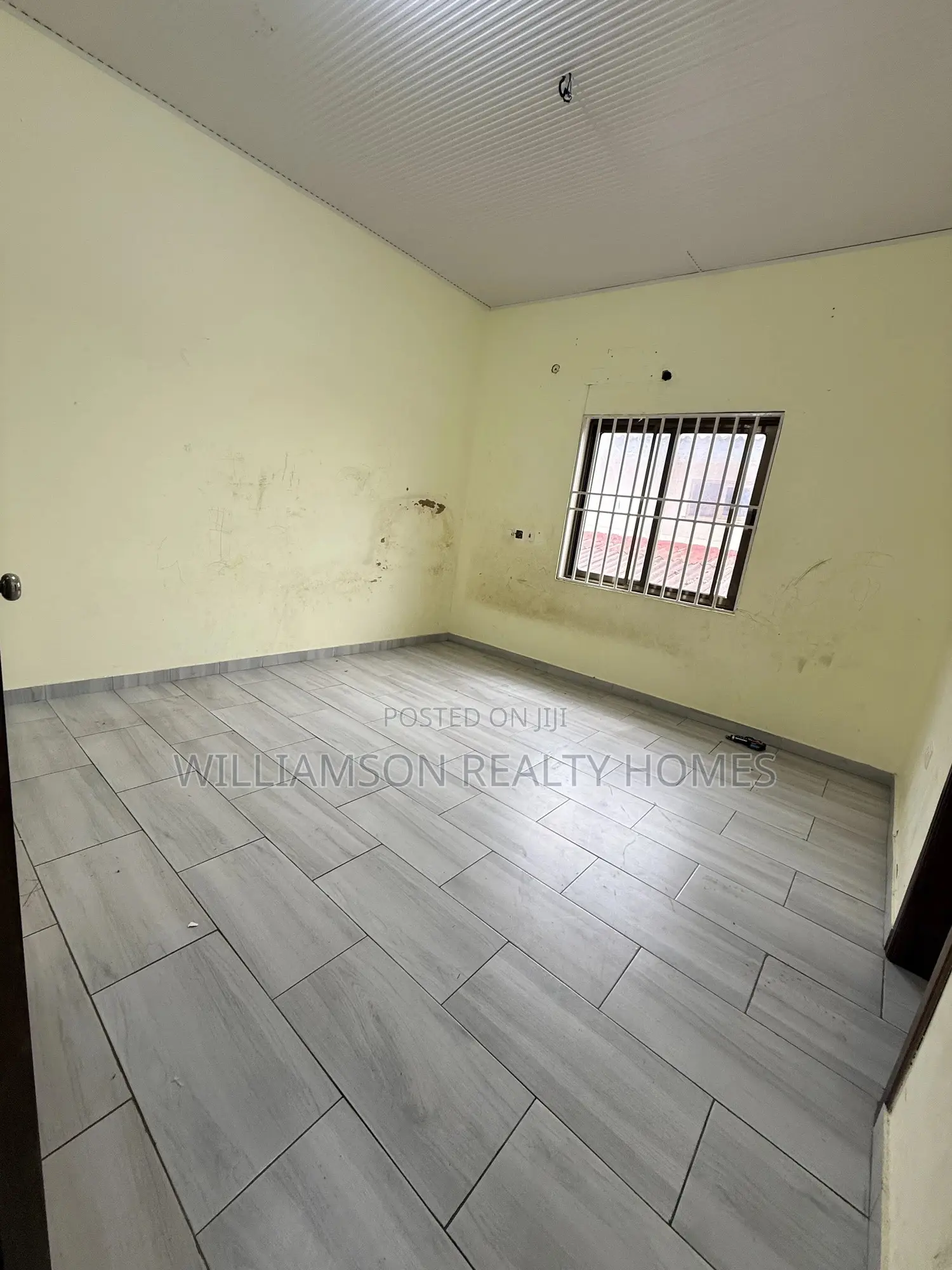 3bdrm Apartment in Hfc Estate Area, Spintex for rent