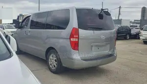 Hyundai H1 2016 Silver