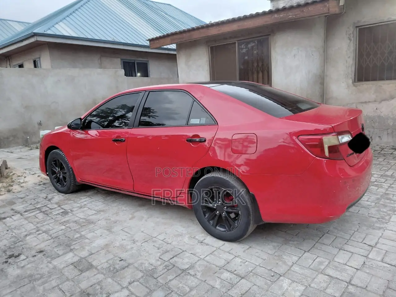 Toyota Camry SE 4dr Sedan (2.5L 4cyl 6A) 2012 Red