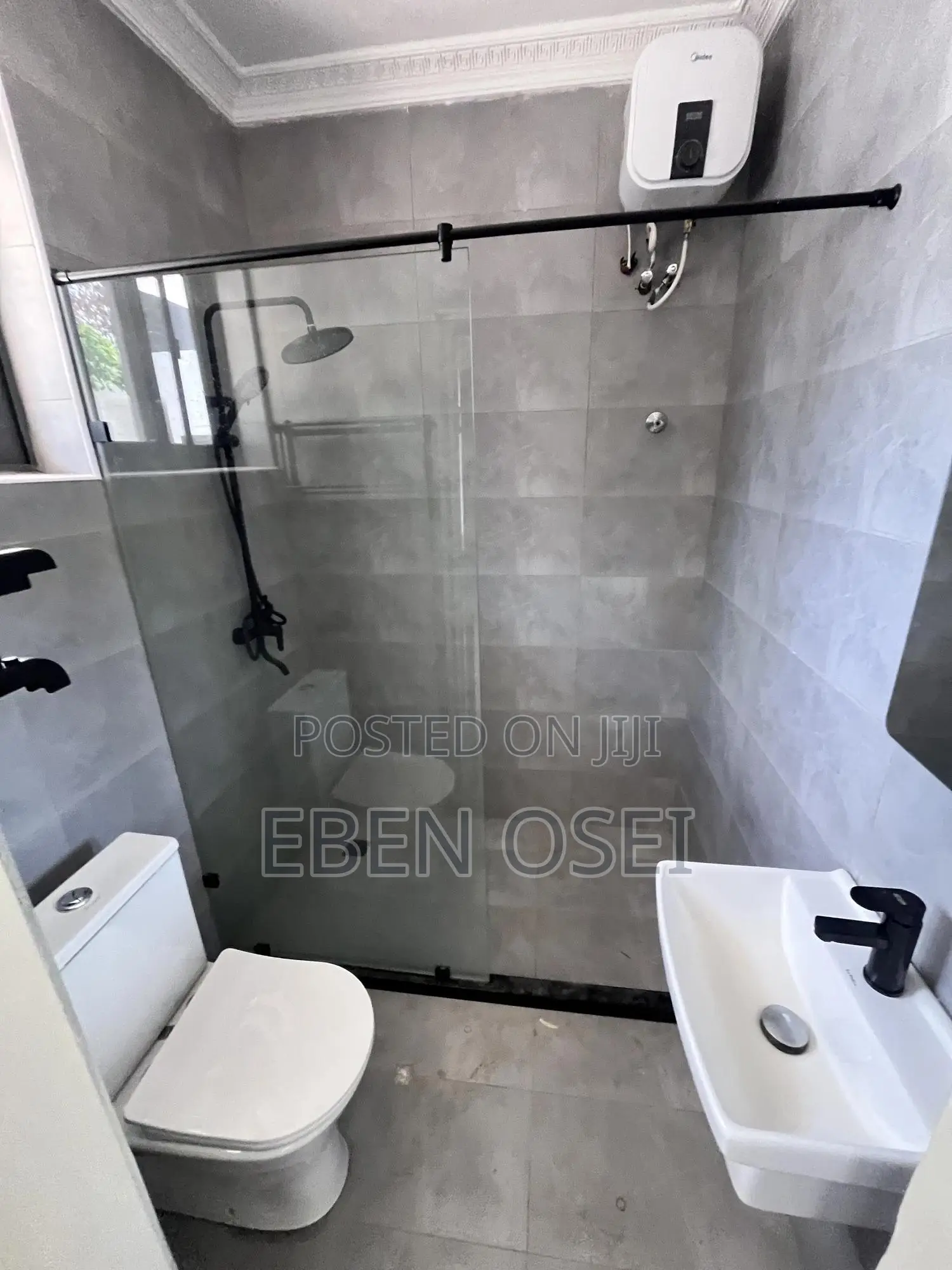 2bdrm Apartment in Dansoman for rent