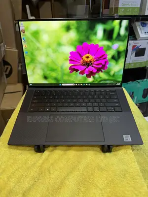 Laptop Dell Precision 5550 32GB Intel Core i7 SSD 1T