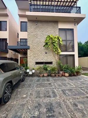 4bdrm House in Cantonments, US Embassy Area for sale