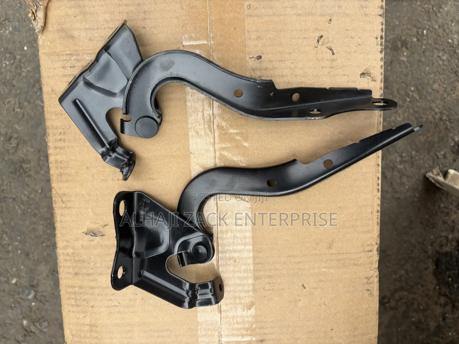 Toyota Corolla 2009-2013 Bonnet Hinge