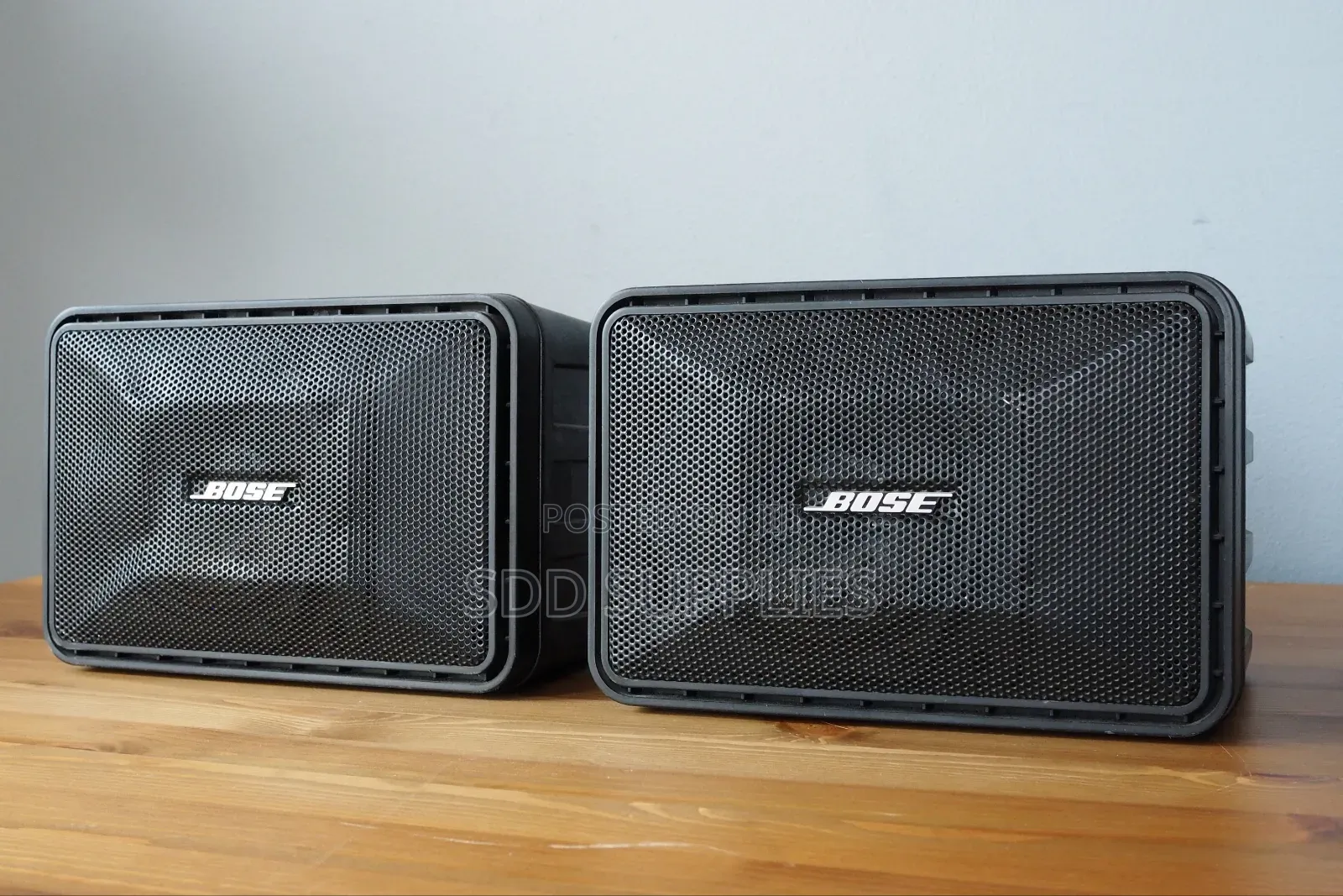 Bose Model 101 Wall Surface Mount Speaker
