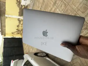Laptop Apple MacBook Pro 2020 8GB Intel Core i5 SSD 256GB