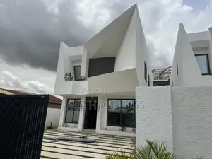 3bdrm House in West Trasacco, School Junction for sale