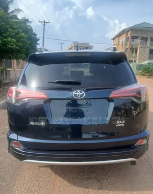 Toyota RAV4 2018 Gray