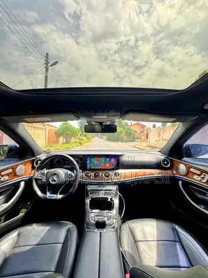 Mercedes-Benz E300 2018 White