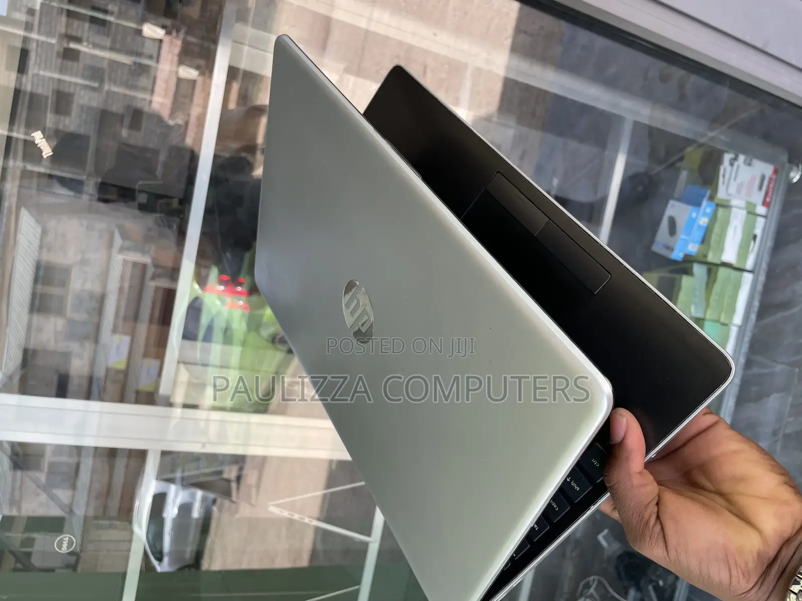 Laptop HP 15-da2933nia 8GB Intel Core i7 HDD+SSD 256GB