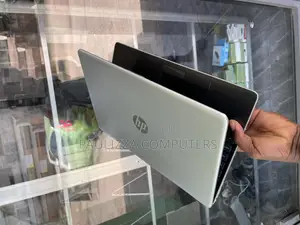 Laptop HP 15-da2933nia 8GB Intel Core i7 HDD+SSD 256GB