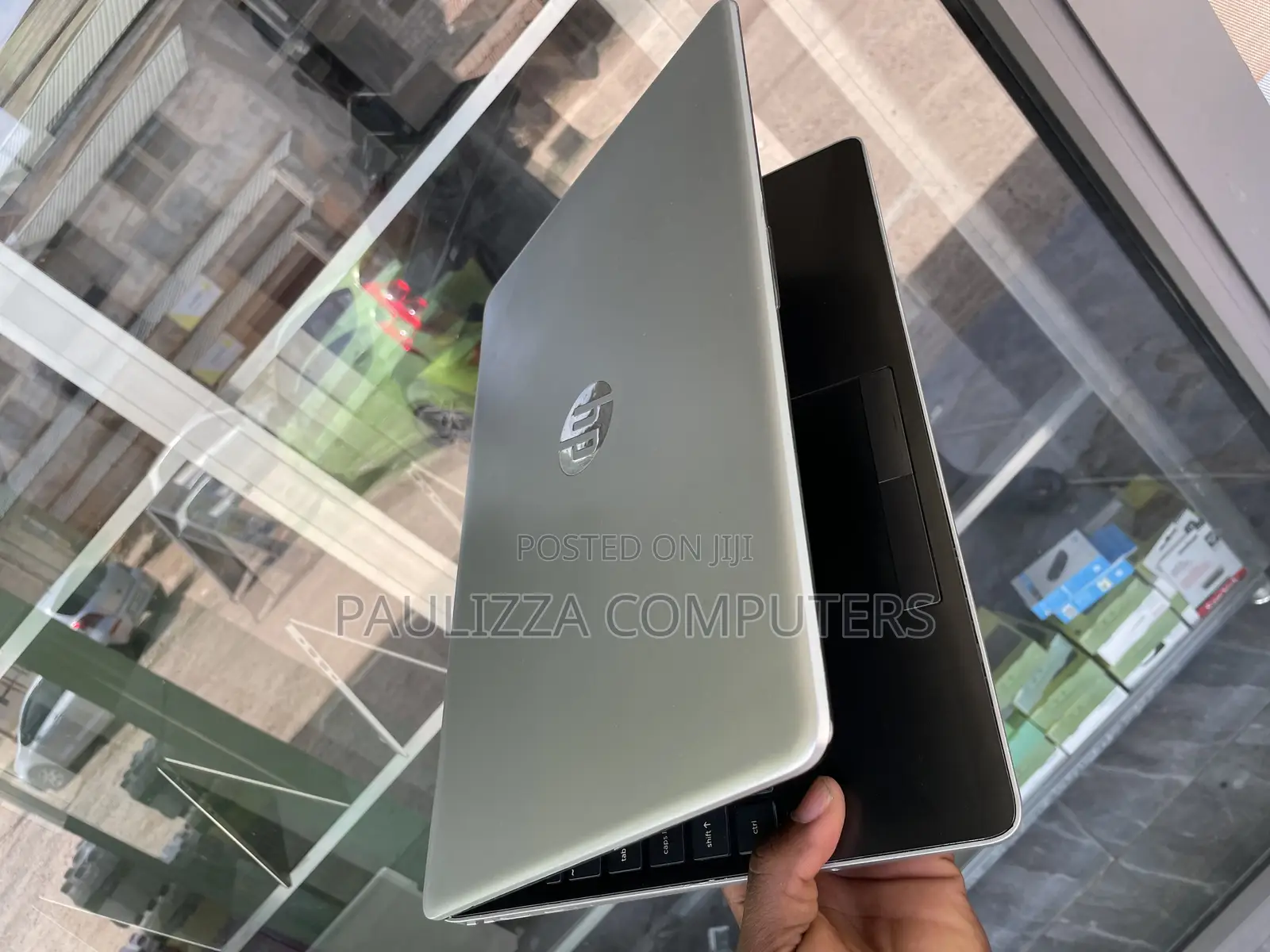 Laptop HP 15-da2933nia 8GB Intel Core i7 HDD+SSD 256GB
