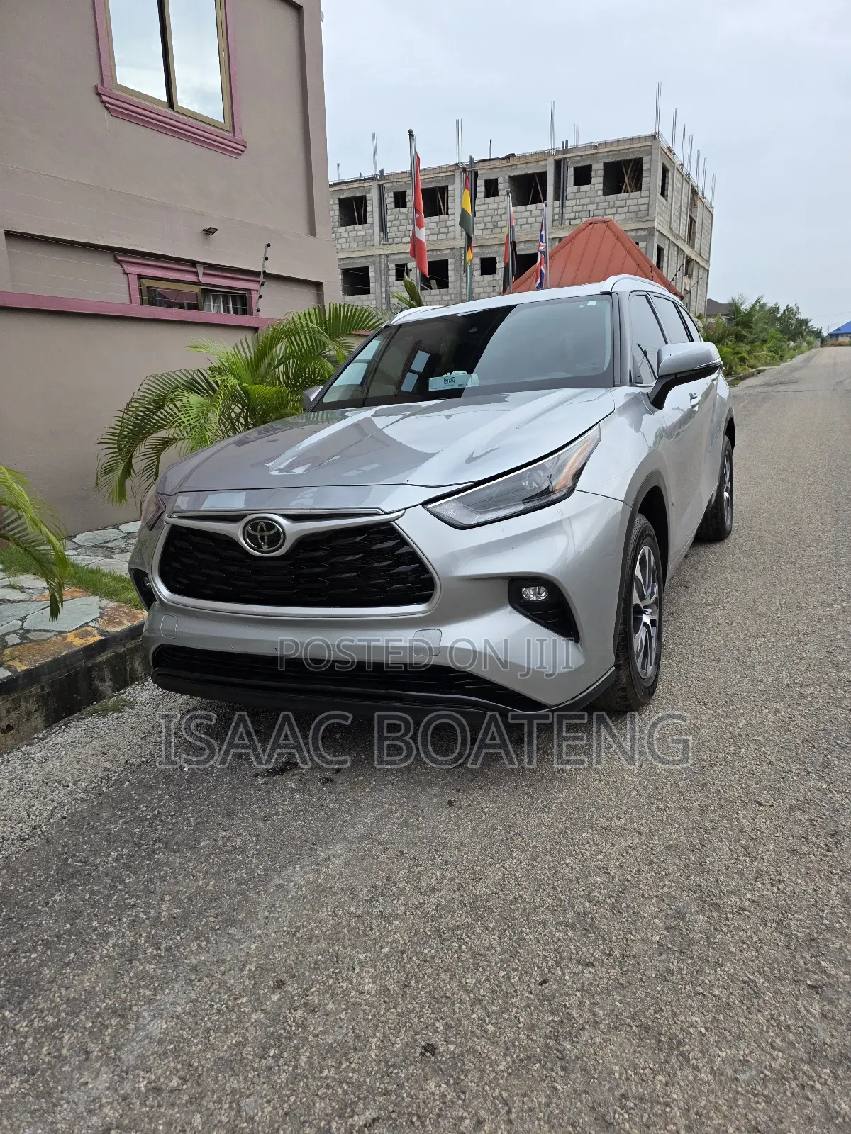 Toyota Highlander 2022 Silver