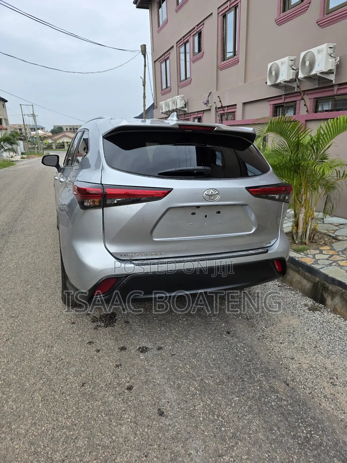 Toyota Highlander 2022 Silver