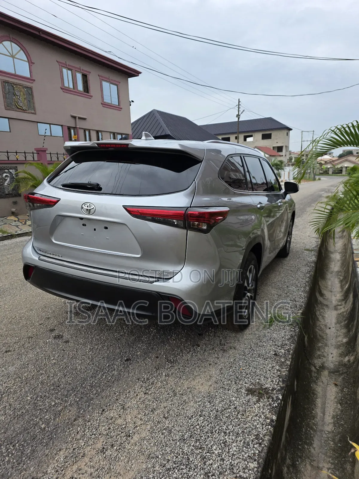 Toyota Highlander 2022 Silver