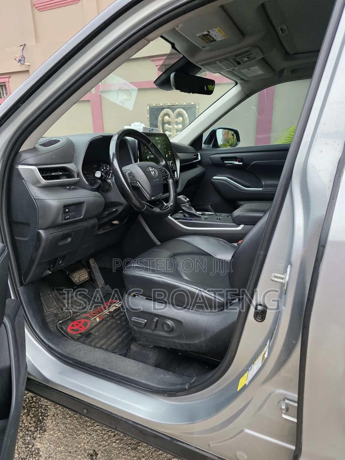Toyota Highlander 2022 Silver