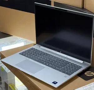 New Laptop HP 16GB Intel Core Ultra 7 SSD 512GB