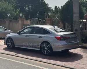 Honda Civic Touring 2022 Silver