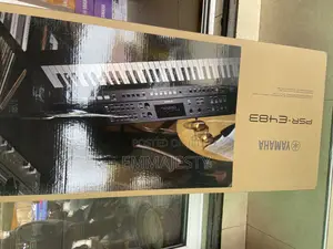 Yamaha PSR E 483