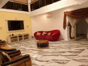 7bdrm House in Mainstay Estates, Tema Metropolitan for sale