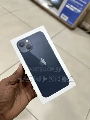 New Apple iPhone 13 128 GB Black