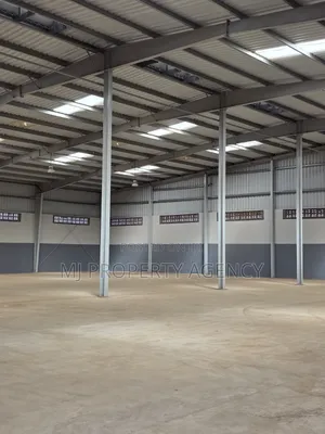 2000 SQM Warehouse Newly Built in Tema