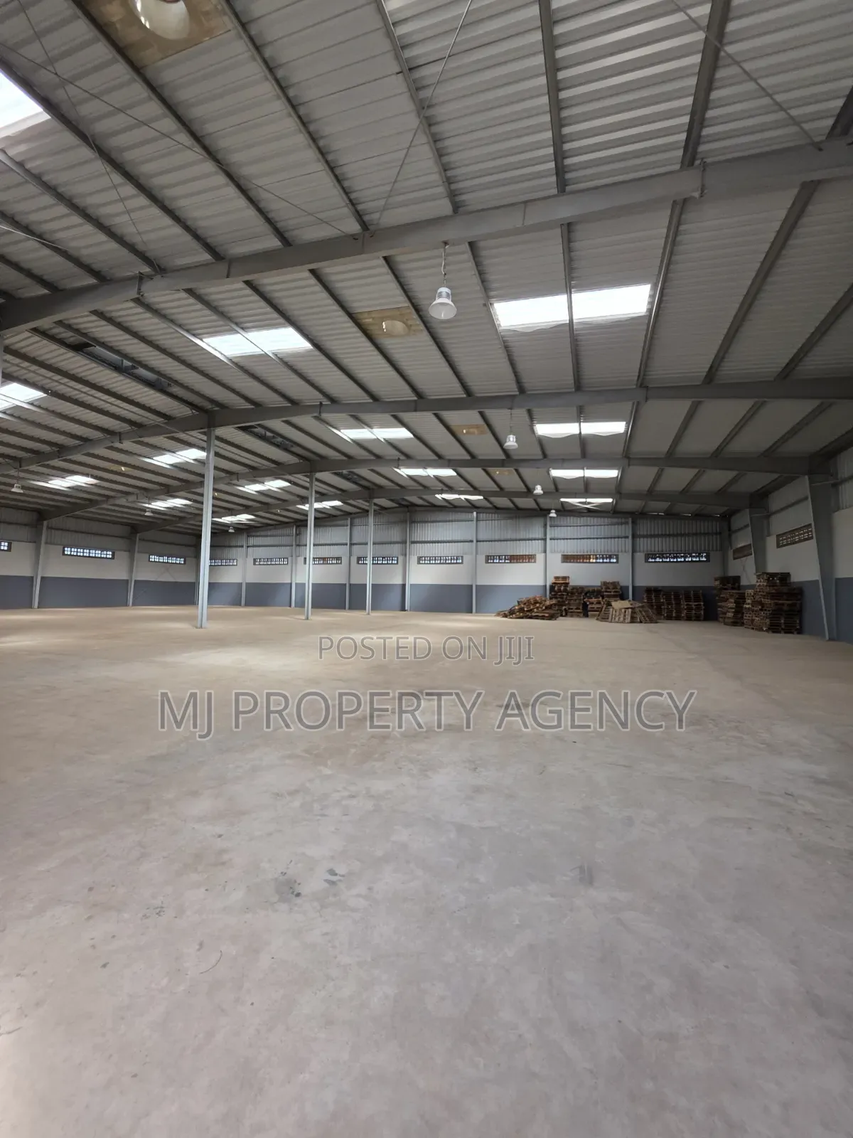 2000 SQM Warehouse Newly Built in Tema