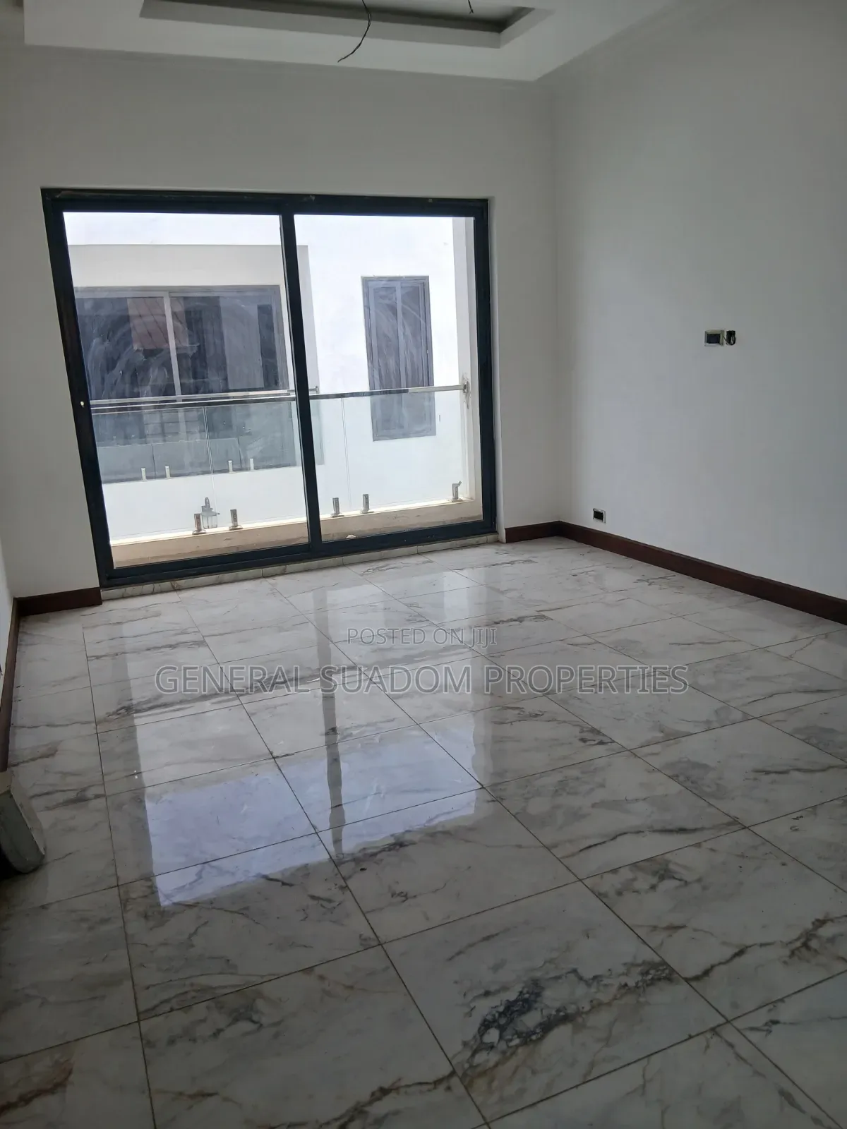 4bdrm Duplex in Suadom Properties, Sakumono for sale