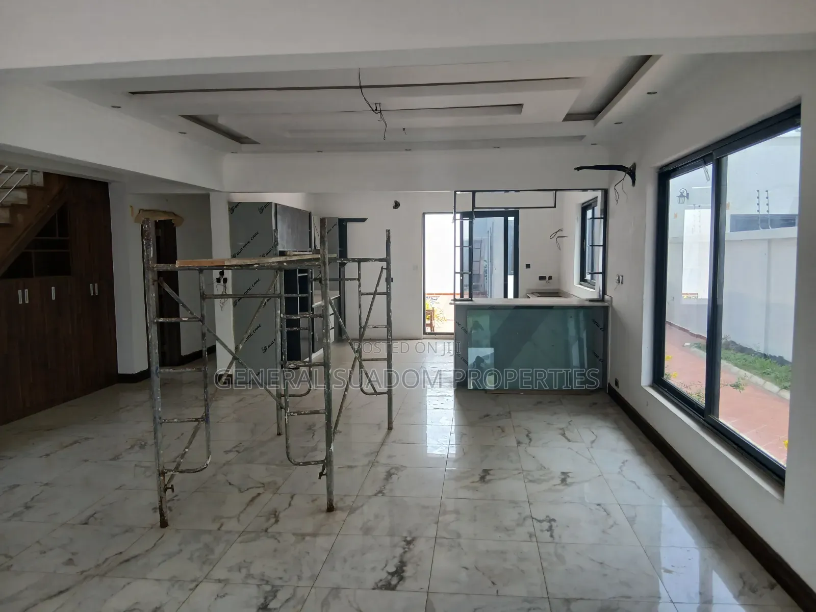 4bdrm Duplex in Suadom Properties, Sakumono for sale