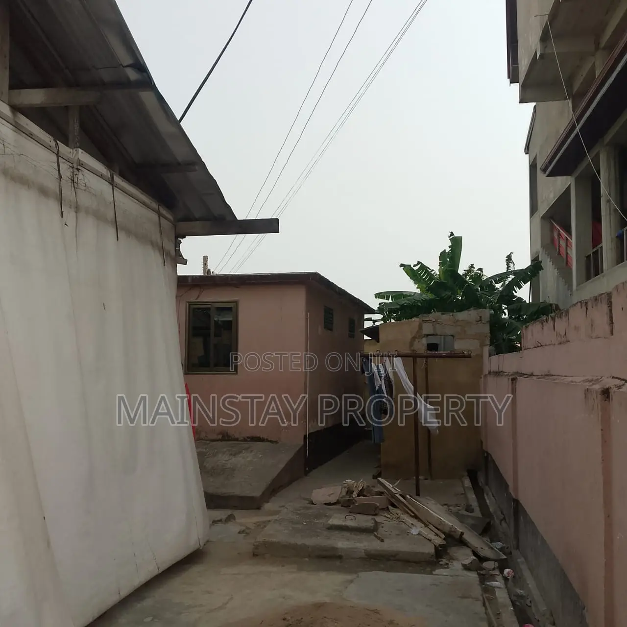 0.13 Acre Property With an Old Building for Sale