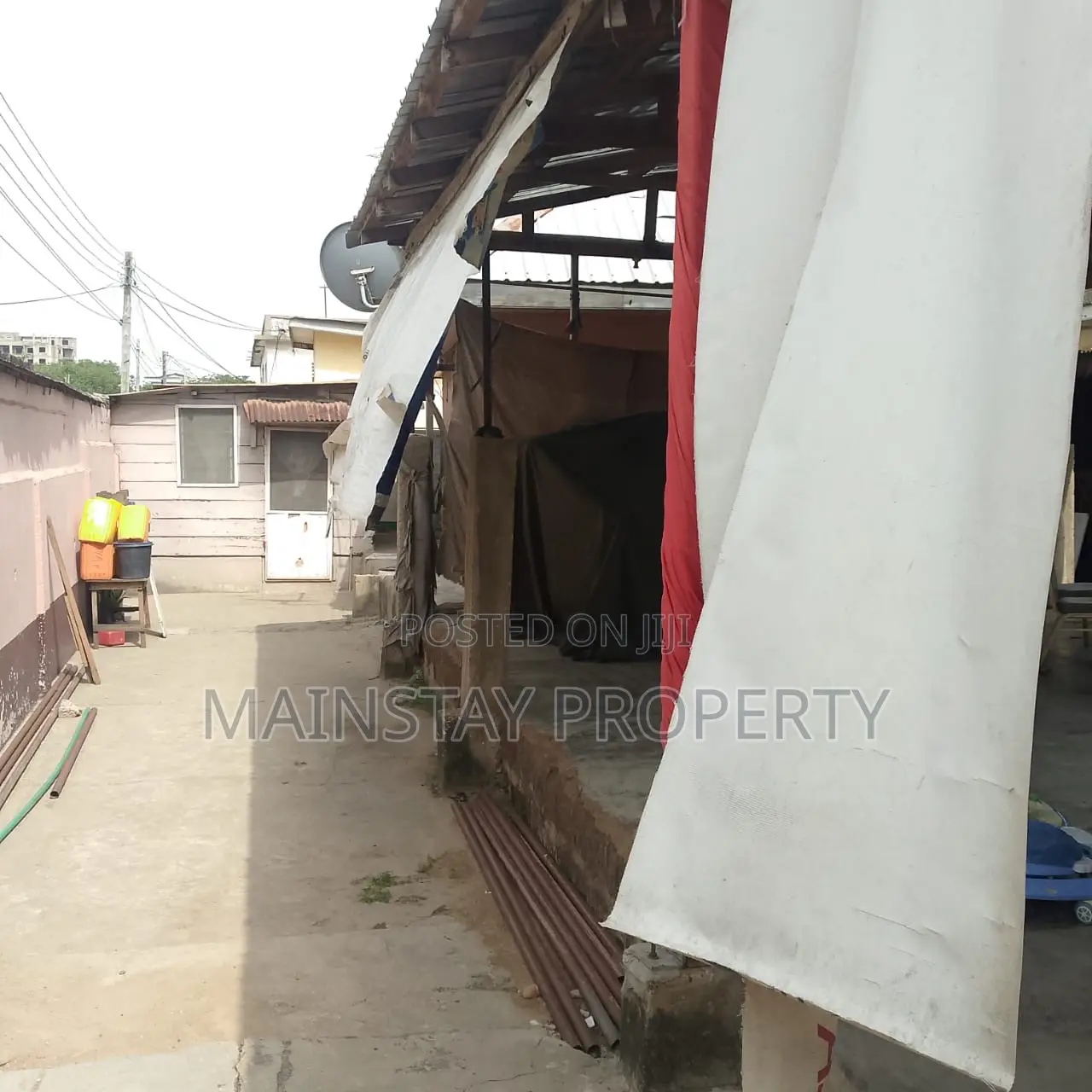0.13 Acre Property With an Old Building for Sale