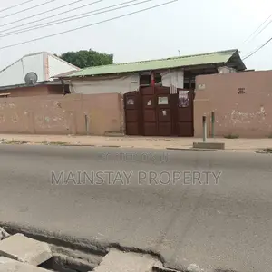 0.13 Acre Property With an Old Building for Sale