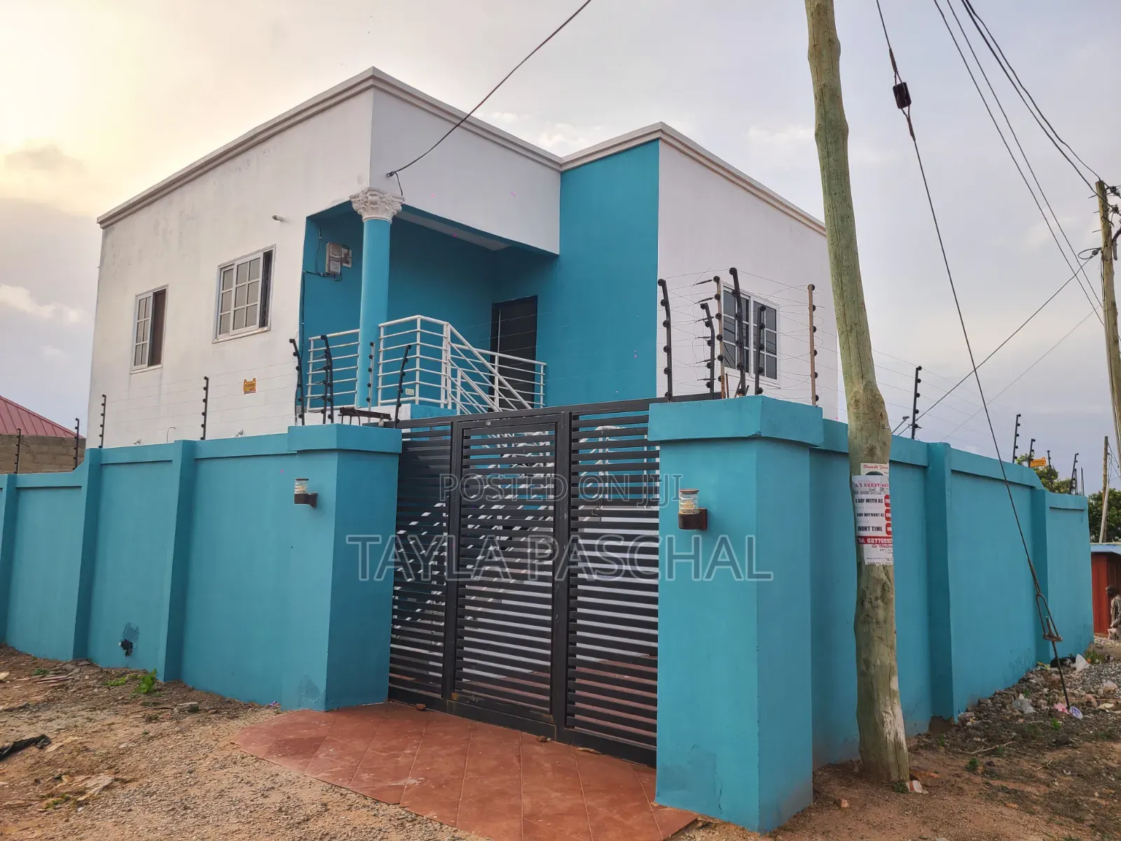 Furnished 4bdrm Apartment in West Hills Mall Area for sale