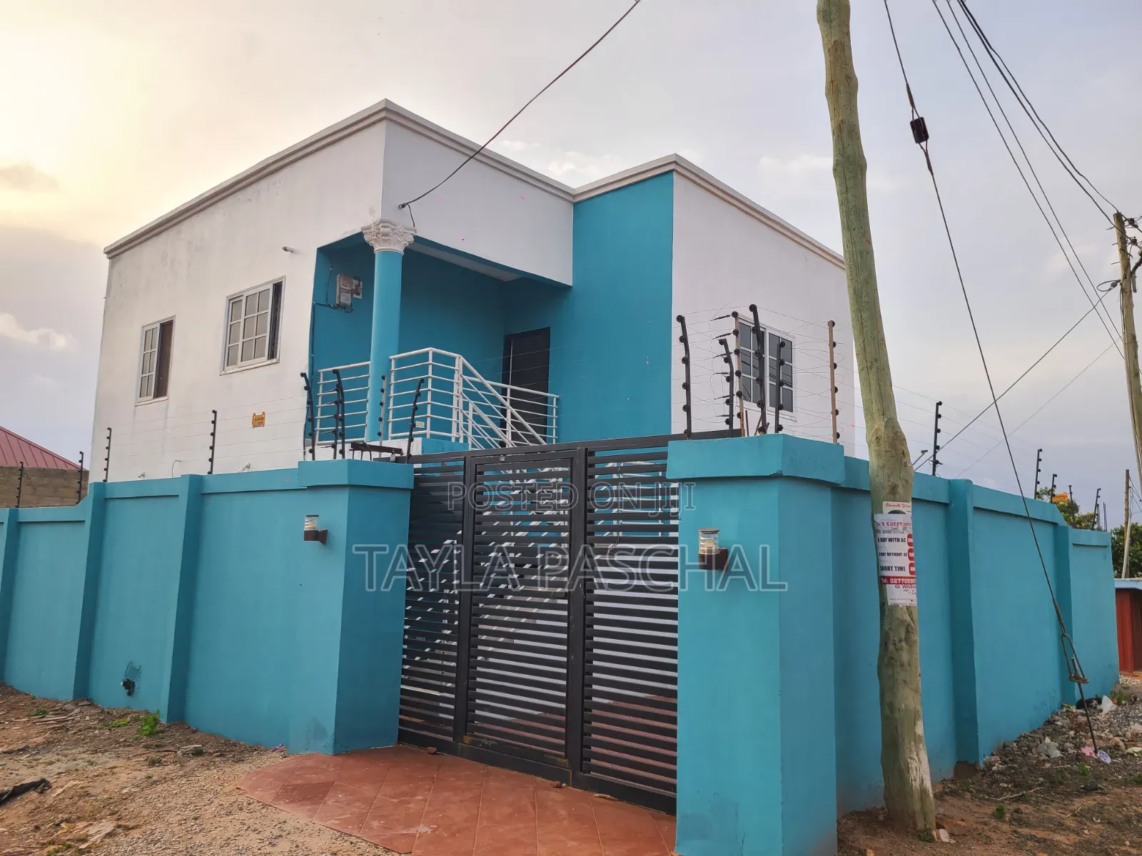 Furnished 4bdrm Apartment in West Hills Mall Area for sale