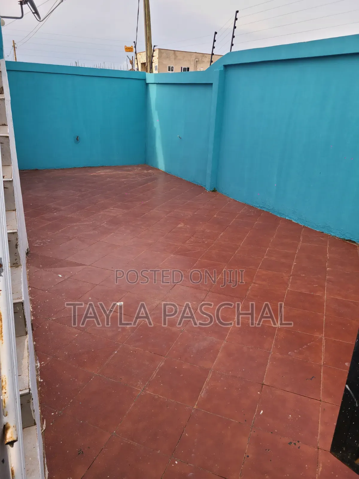 Furnished 4bdrm Apartment in West Hills Mall Area for sale