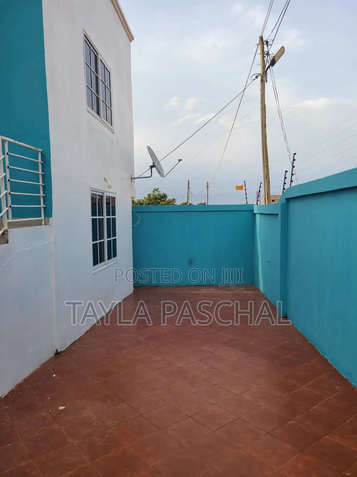 Furnished 4bdrm Apartment in West Hills Mall Area for sale