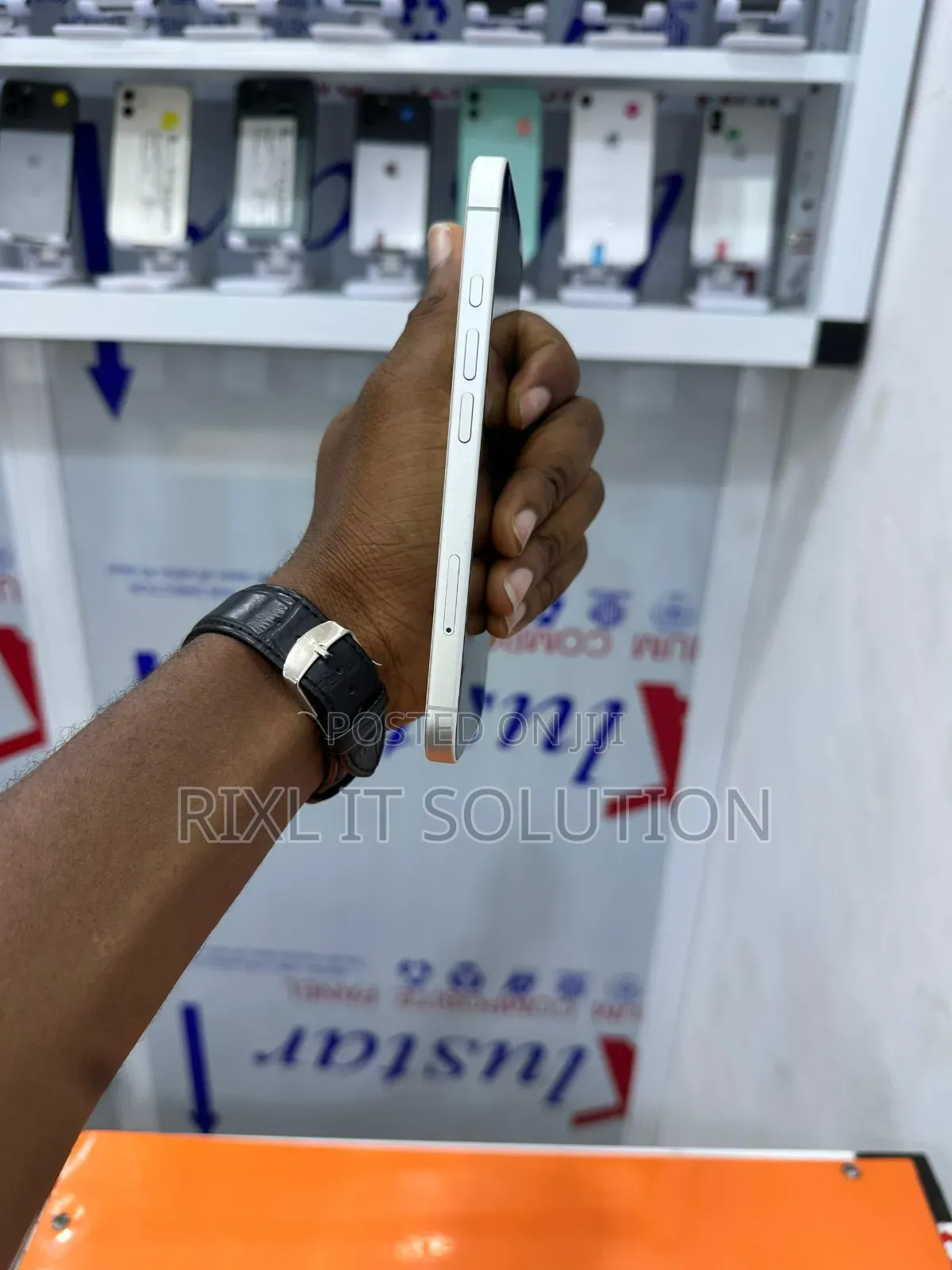 Apple iPhone 16 128 GB White