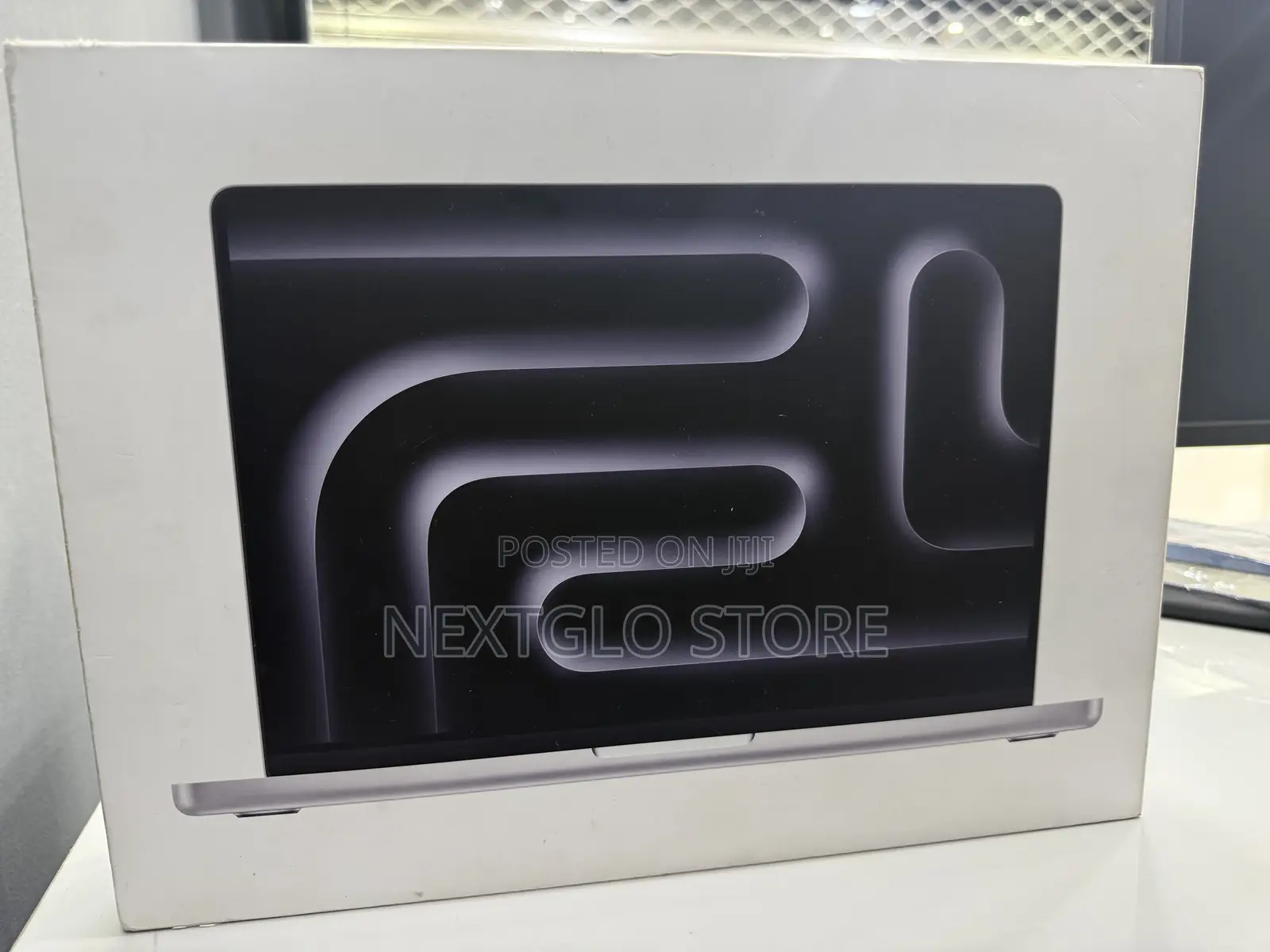New Laptop Apple MacBook Pro 48GB Apple M5 Pro SSD 512GB