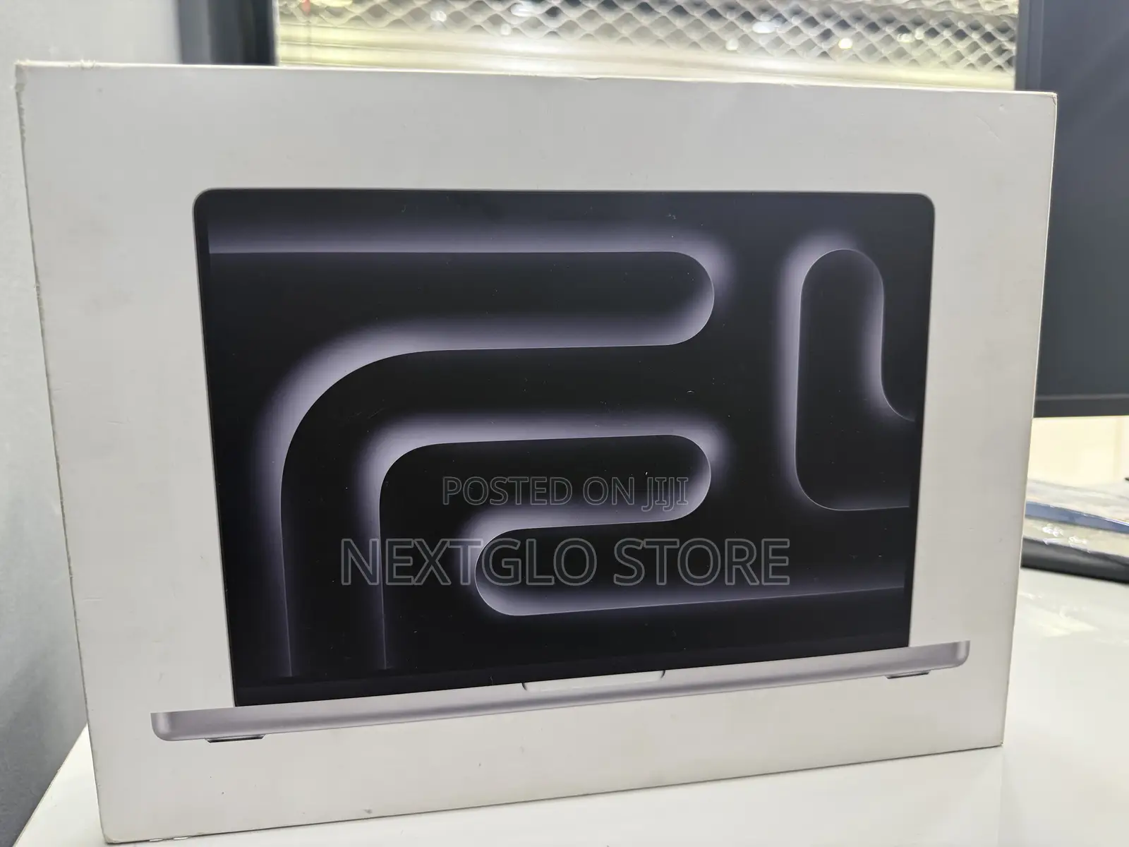 New Laptop Apple MacBook Pro 48GB Apple M5 Pro SSD 512GB