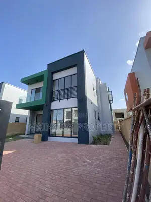 4bdrm House in Mainstay Estates, Tema Metropolitan for sale