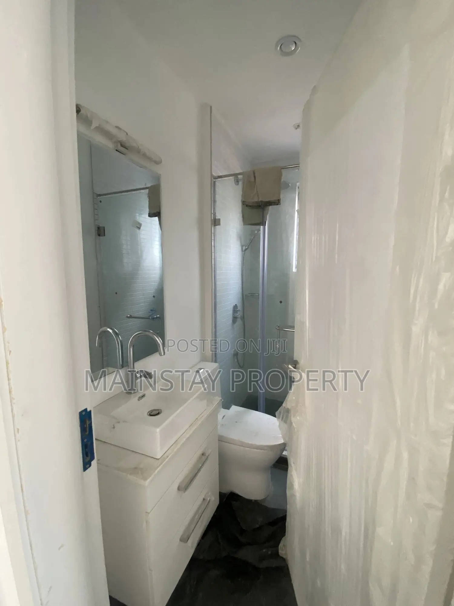4bdrm House in Mainstay Estates, Tema Metropolitan for sale