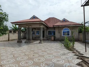 3bdrm House in Adankwaame, Kumasi Metropolitan for sale