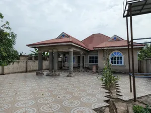 3bdrm House in Adankwaame, Kumasi Metropolitan for sale